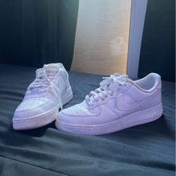 AF1 (SIZE 9)