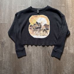 Cropped Wolf Sweater