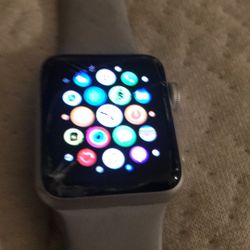 apple watch  series 3