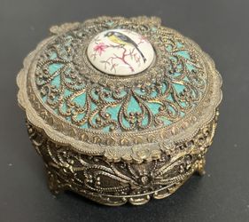 Gorgeous Vintage Japanese Musical Jewelry Box Pierced Metalwork just $15
