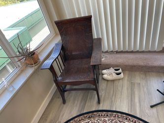 Beat up old chair