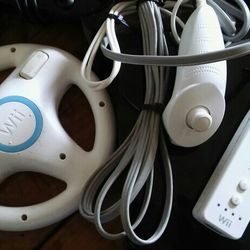 Blk Wii Complete With Cables And Extra 