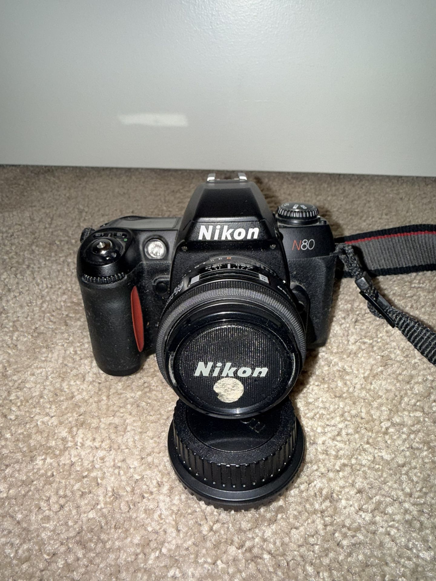 Nikon n80