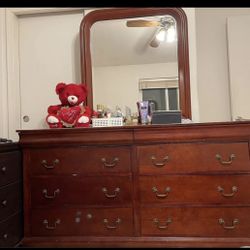 Mirror Dresser