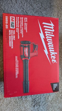 Milwaukee Compact Blower with Battery