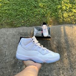 Jordan 11 Legend Blue