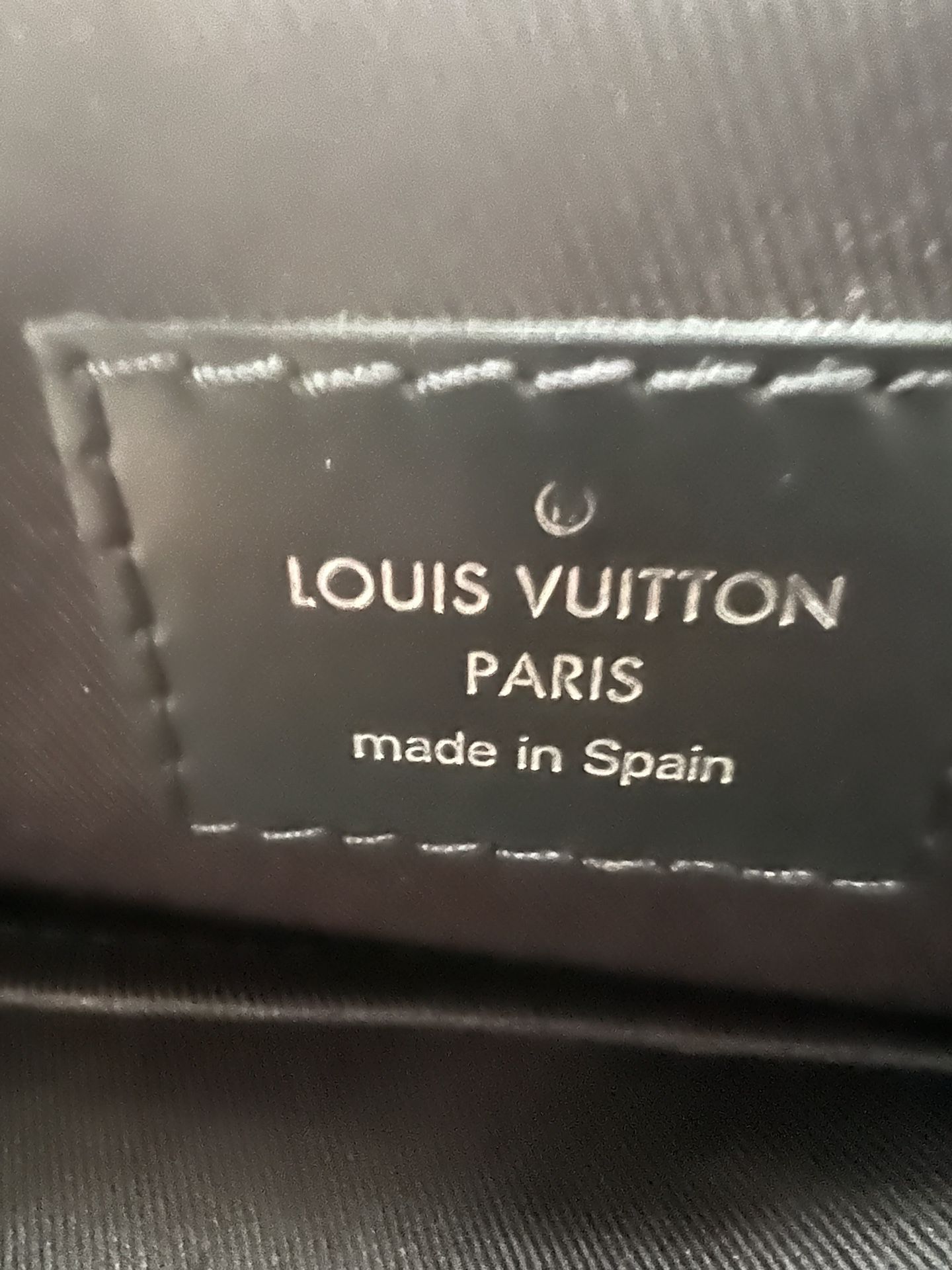 Louis Vuitton District PM Messenger Bag👍🏻 Comes with - Depop