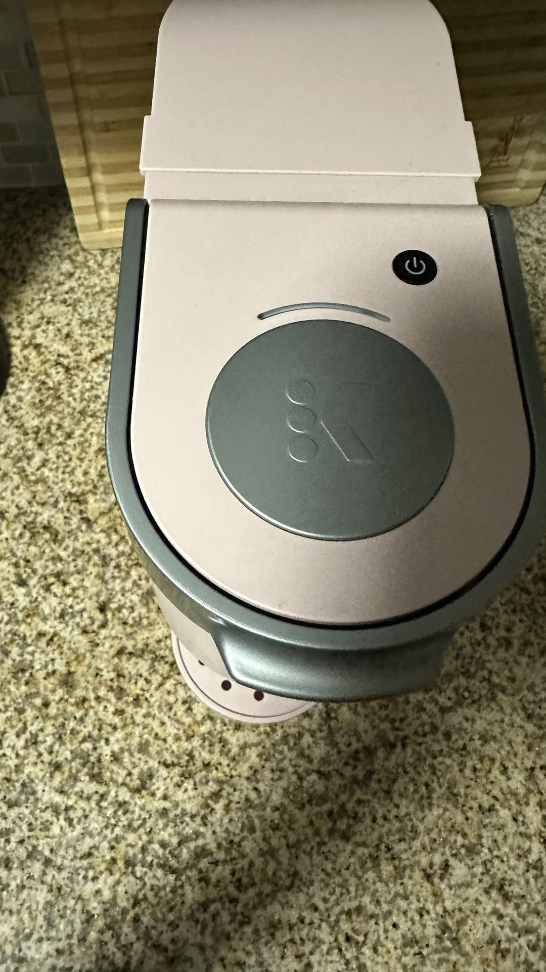 Keurig pink MOVING OUT OF STATE EVERYTHING MUST GO