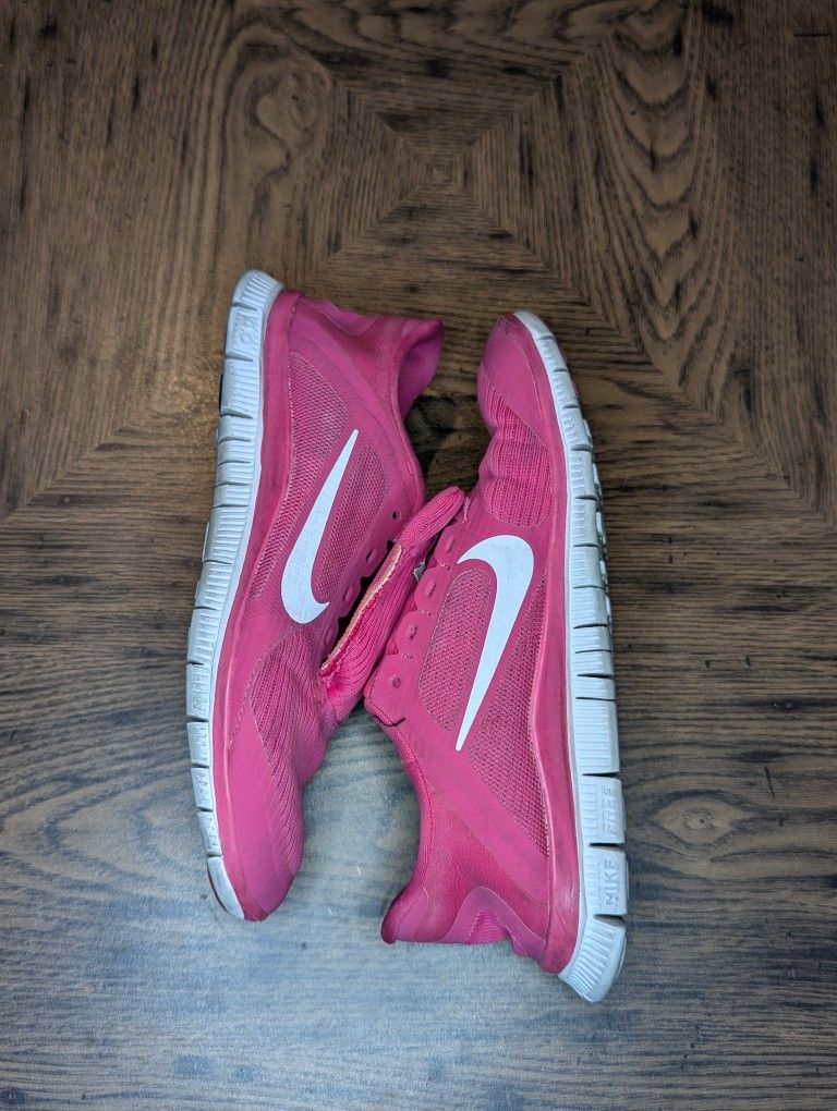 Nike Free 4.0 V3 580406-610 Women 8 Running Shoes Pink Lace Up Athletic Sneakers