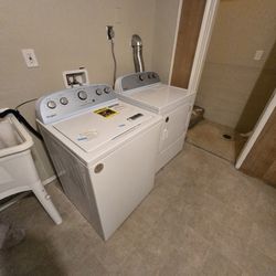 Whirlpool Washer And Dryer