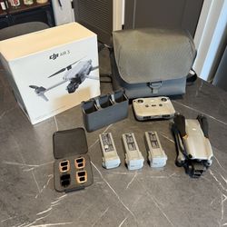 Drone DJI Air 3  Fly More Combo + ND Filters + DJI Care Refresh until March 2026