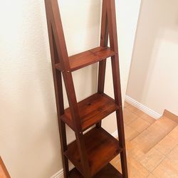 Floor Bookshelf / Decor Ladder 