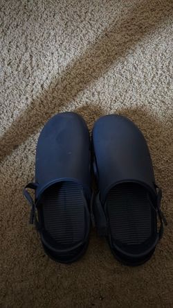 Nike slides size 9 women