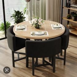 Round Table. Brand New Assembled Not Used.