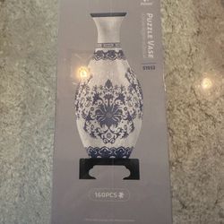 Puzzle Vase