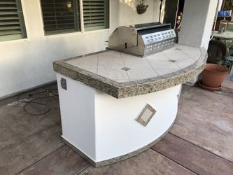 Bbq Island Grill