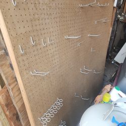 4x4 Peg Board