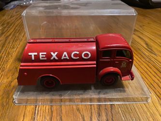 1996 Ertl Texaco 1949 White Tilt Cab Tanker Truck Coin Bank diecast car
