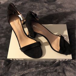 206 COLLECTIVE HIGH HEELS