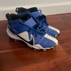 Baseball cleats (boys 5.5) Mike Trout