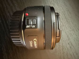 Canon EF Lens 50mm 1:1.8 STM
