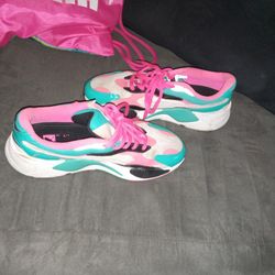 Puma Running Sneakers