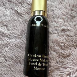 Elizabeth Arden Flawless Finish Mousse Makeup - champagne 01