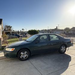 2000 Toyota Camry