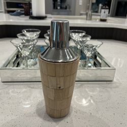 Tommy Bahama Cocktail Shaker