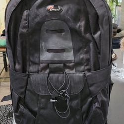 Lowerpro Camara Gear Backpack.