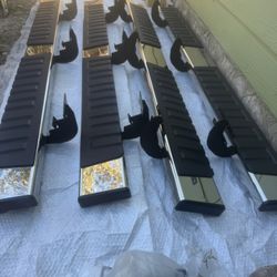 09/24 Dodge RAM Step Bars