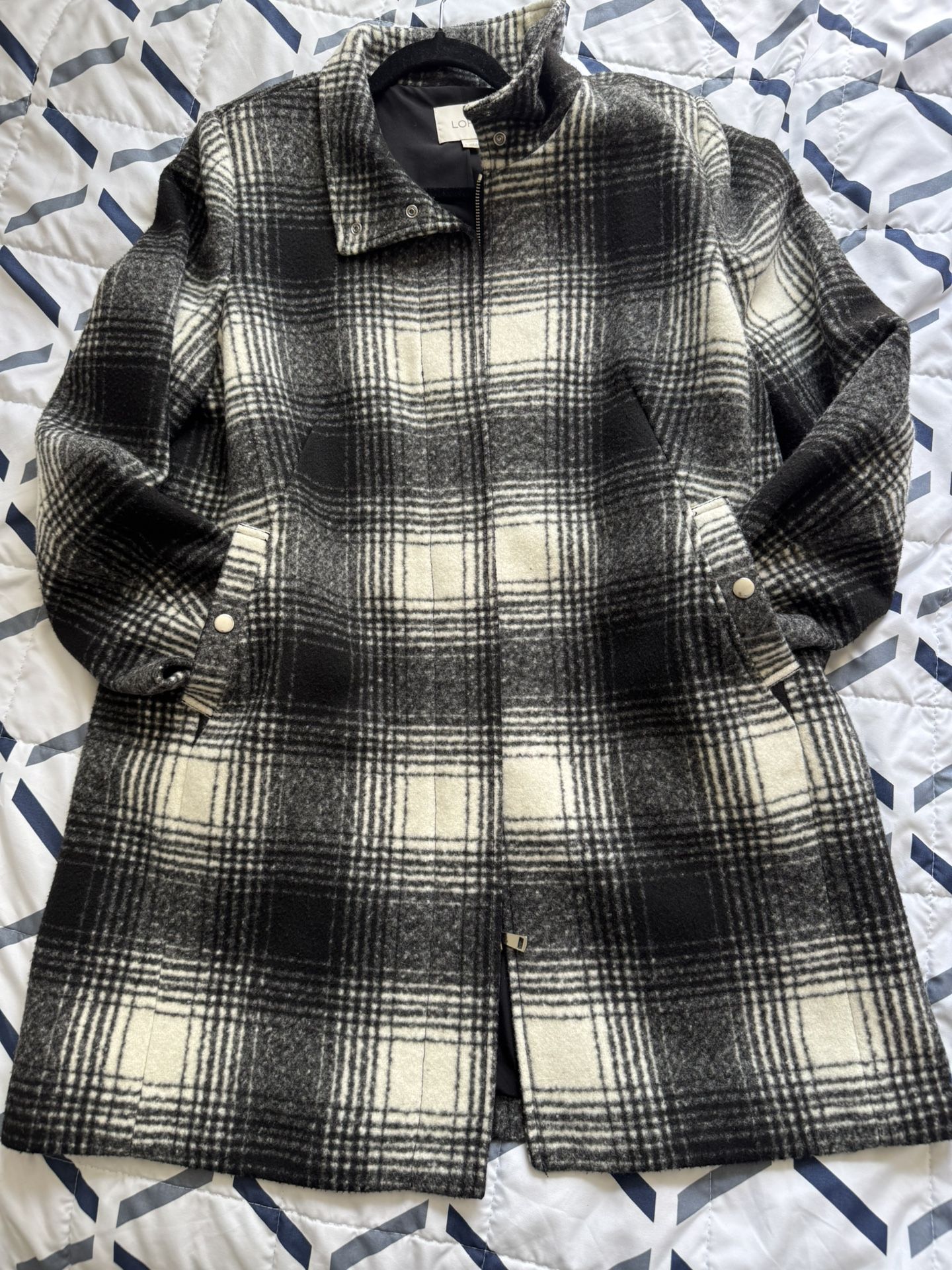 Loft Women Coat Brand New