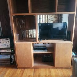Solid Wood Entertainment Center/Plant Stand/fish Tank Stand/Wall Unit