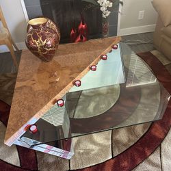 Contemporary Square Glass And Lacquered Wood Coffee Table