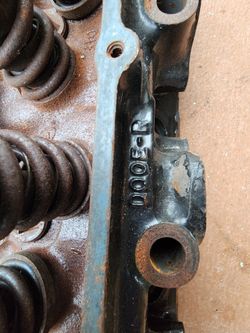 Ford 429 Cylinder head