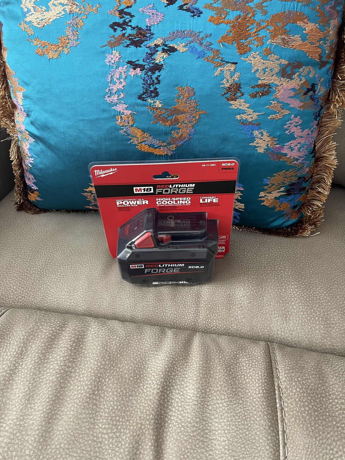 Milwaukee Battery’s 8.0 Forge