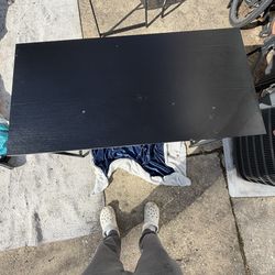 Black Desk / Table – Great for Gaming or Work