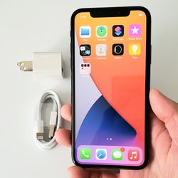 iPhone X - UNLOCKED - Like New 
