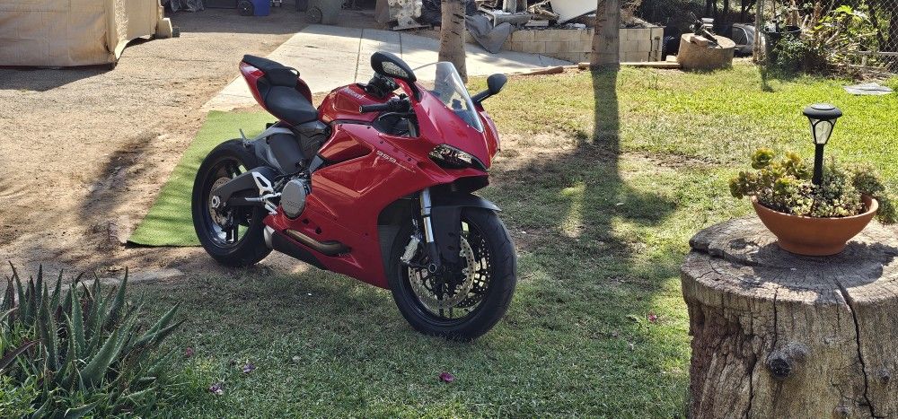 2018 Ducati Panigale Superbike 959