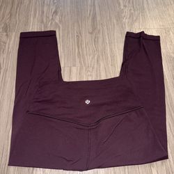 Lululemon burgundy capri leggings size 6