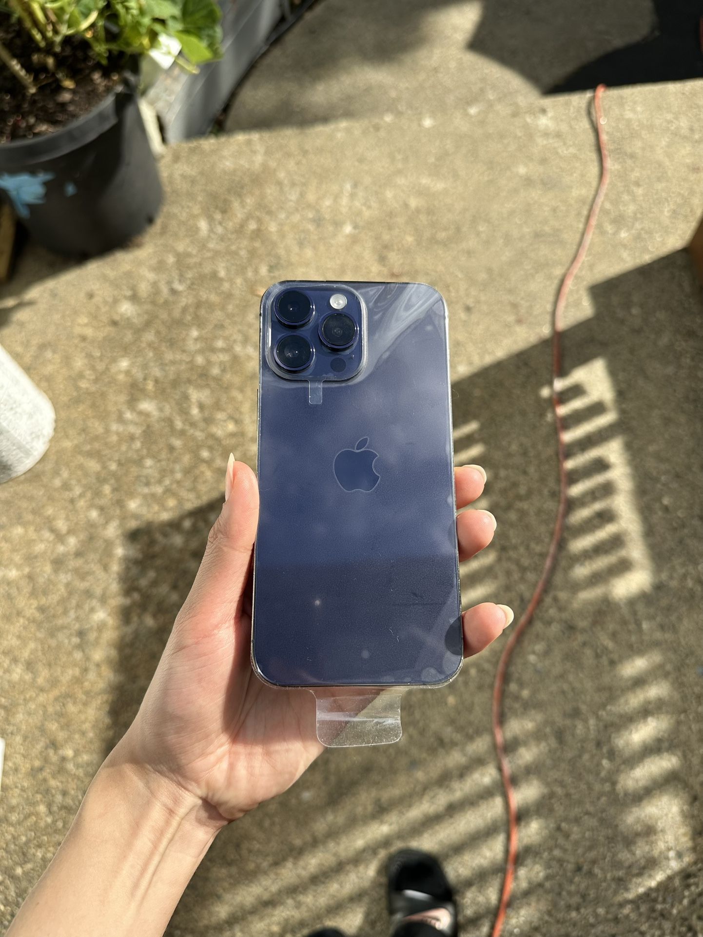iPhone 14 Pro Max – Brand New / Unlocked