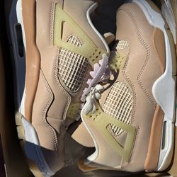 Jordan 4- Shimmer