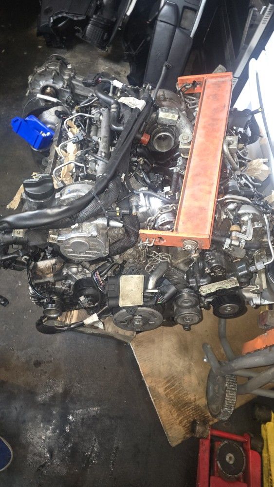 Mercedes Benz Engine 320 Cdi 2008