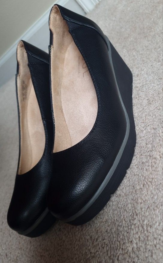 SOUL Naturalizer About Time Black Wedge Pumps Comfort Shoes Size 7.5 us