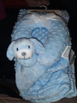 Baby blanket with trundle pillow