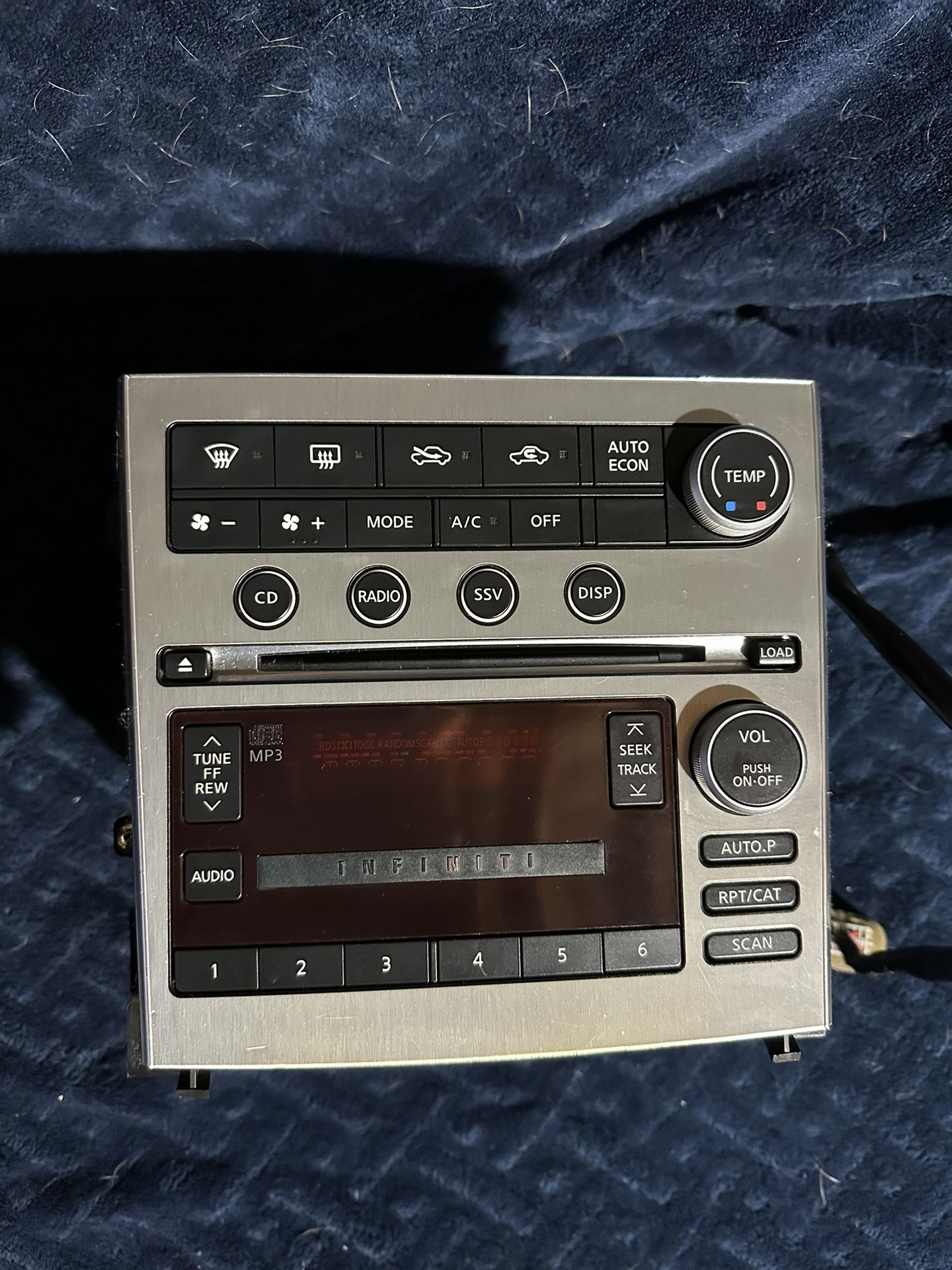 2005 Oem Infinity G35 Coupe Stock Radio