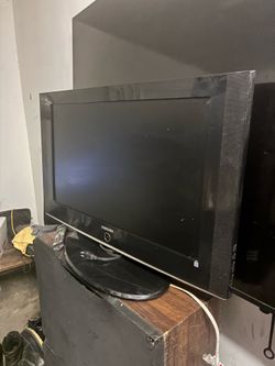 Nice Samsung tv not a smart tv