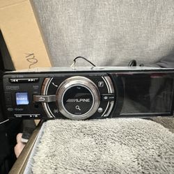 Alpine IDA-X305 USB Car Stereo