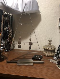 Jewelry organizer