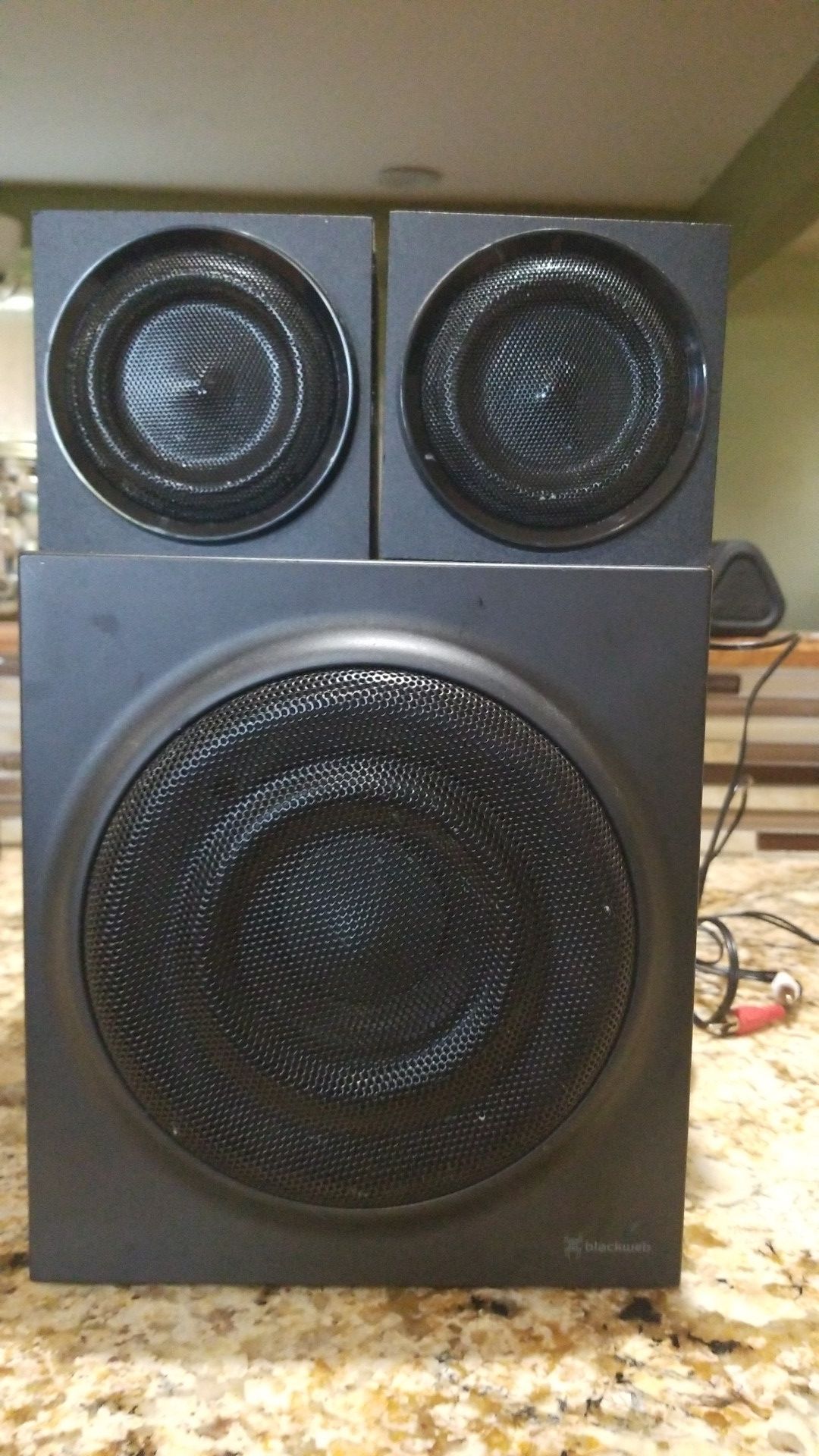 Subwoofer speakers